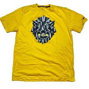 Lebron * James Chrome Lion King Nike Athletic Cut Dri-Fit Short Sleeve Tee - L